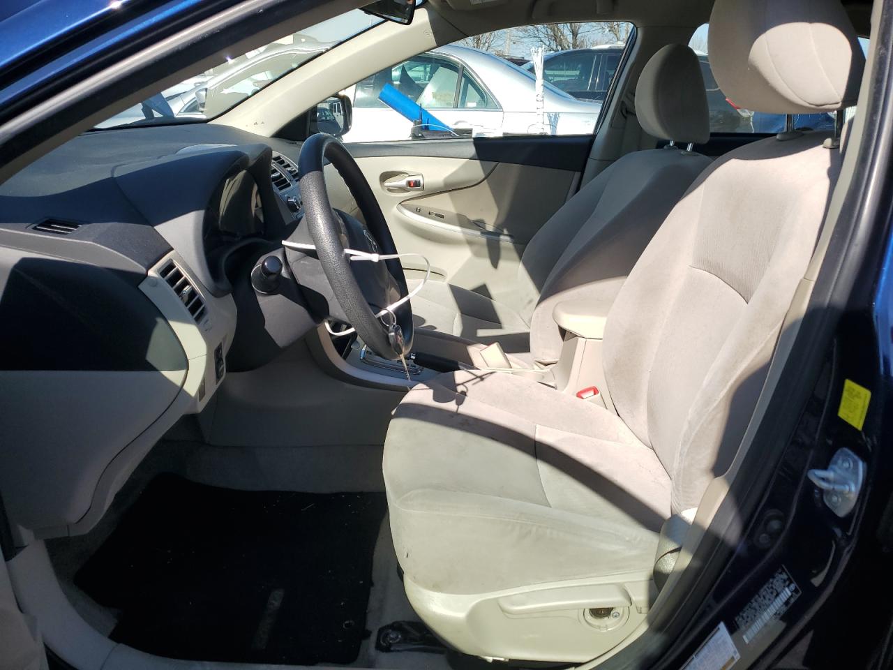 2011 Toyota Corolla - Image 7