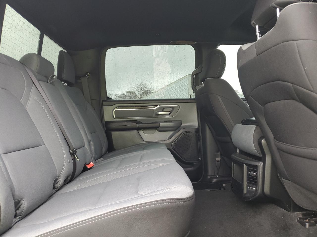 2022 RAM 1500 - Image 10