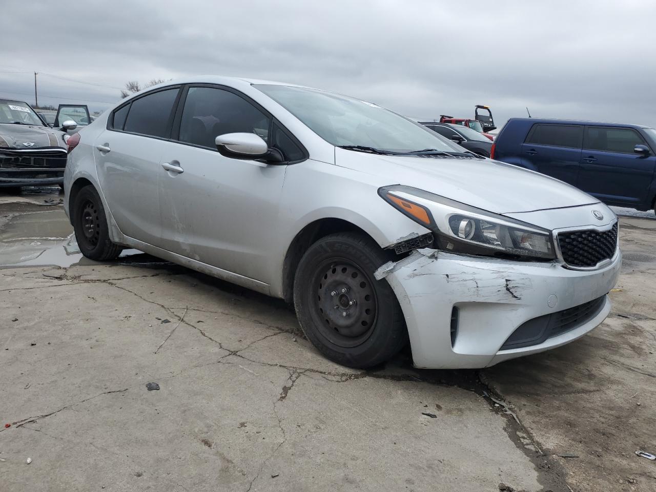 2018 Kia Forte - Image 4