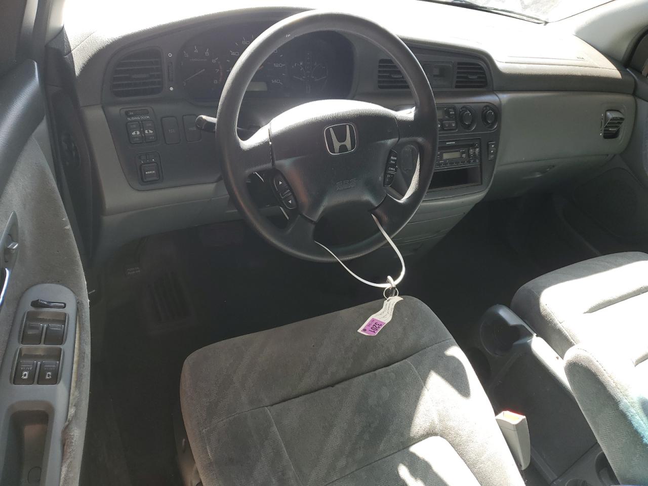 2002 Honda Odyssey - Image 8
