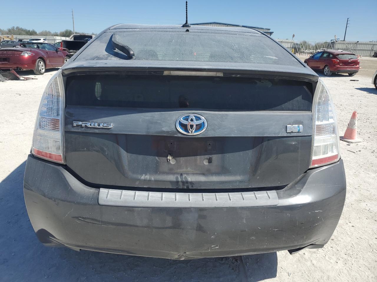 2010 Toyota Prius - Image 6