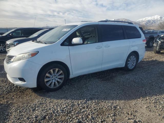 2014 Toyota Sienna Le