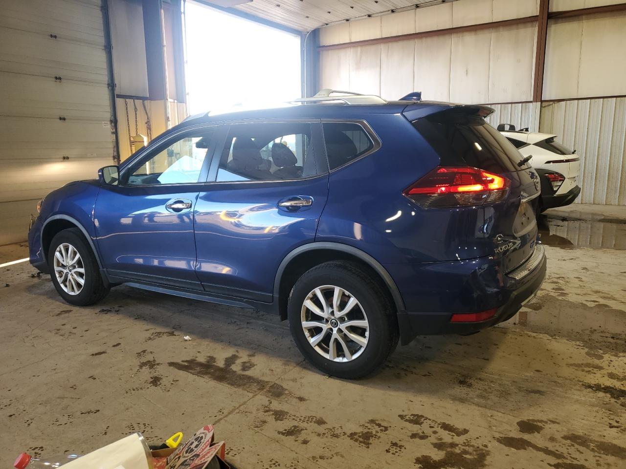 2020 Nissan Rogue - Image 2