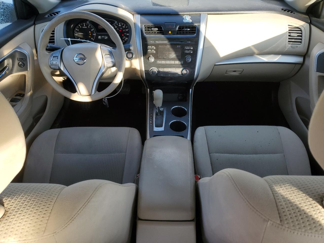 2015 Nissan Altima - Image 8