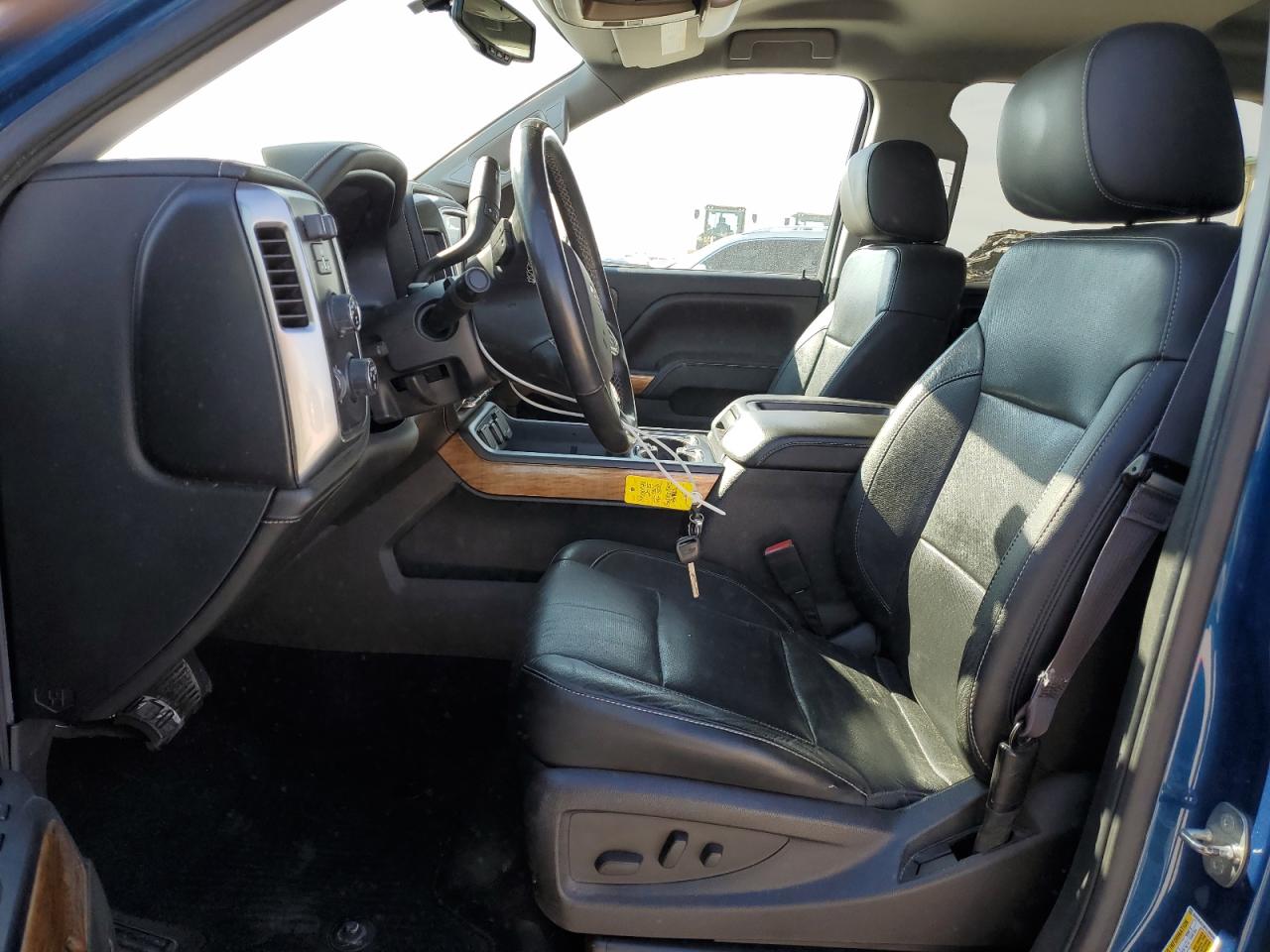 2015 Chevrolet Silverado - Image 7