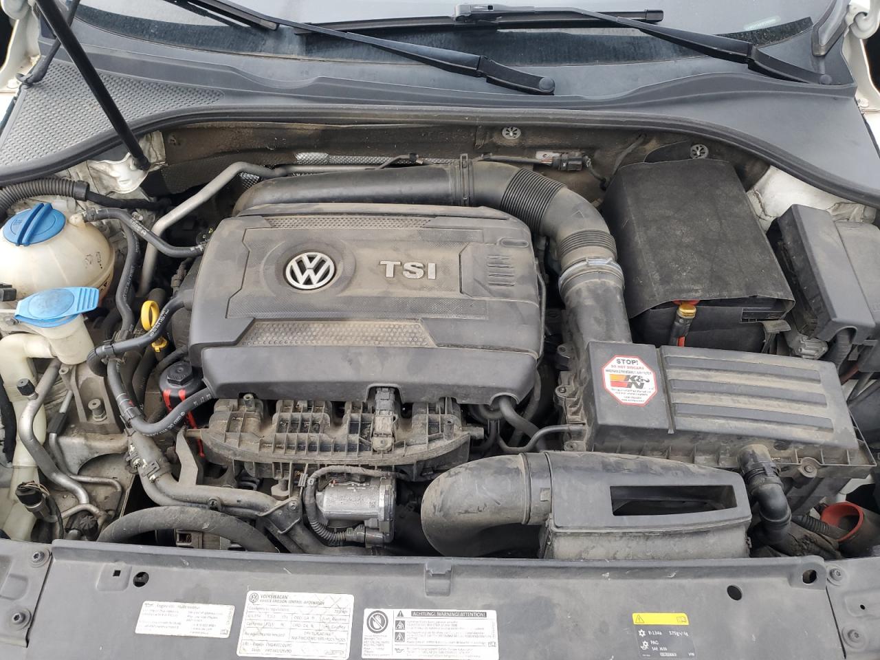 2015 Volkswagen Passat - Image 11