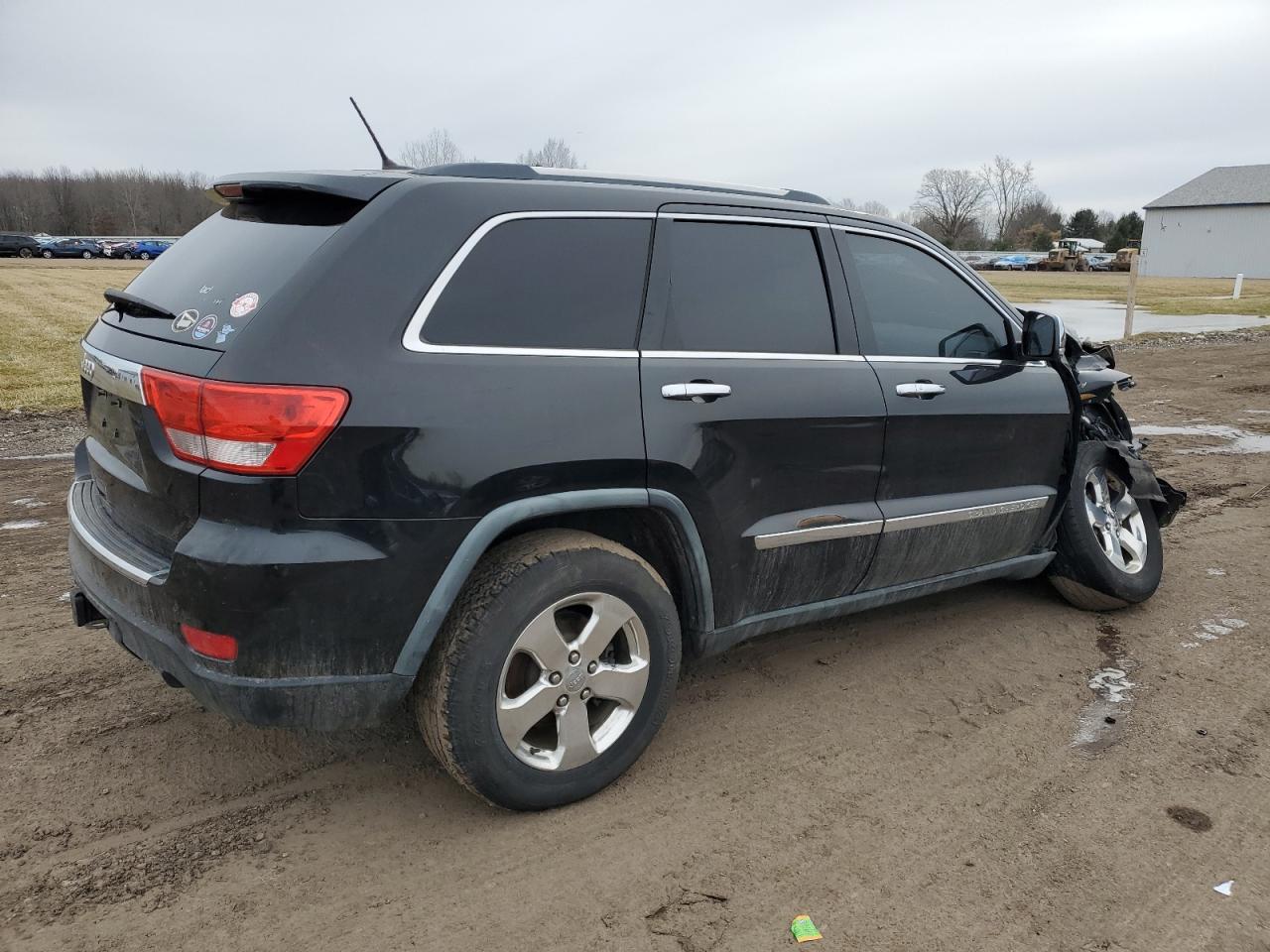 2011 Jeep Grand Cherokee - Image 3