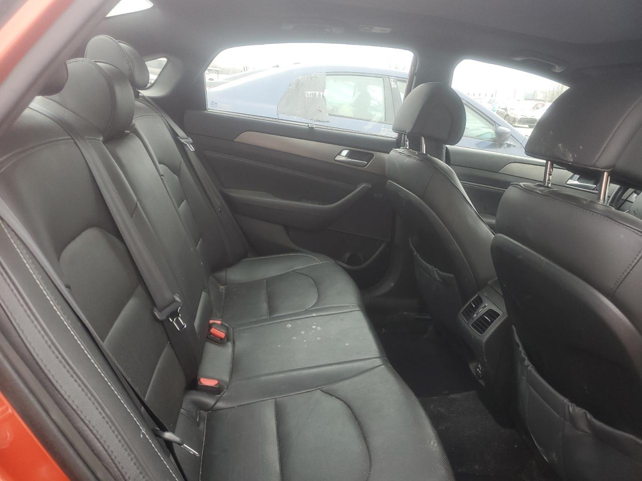 2015 Hyundai Sonata - Image 10