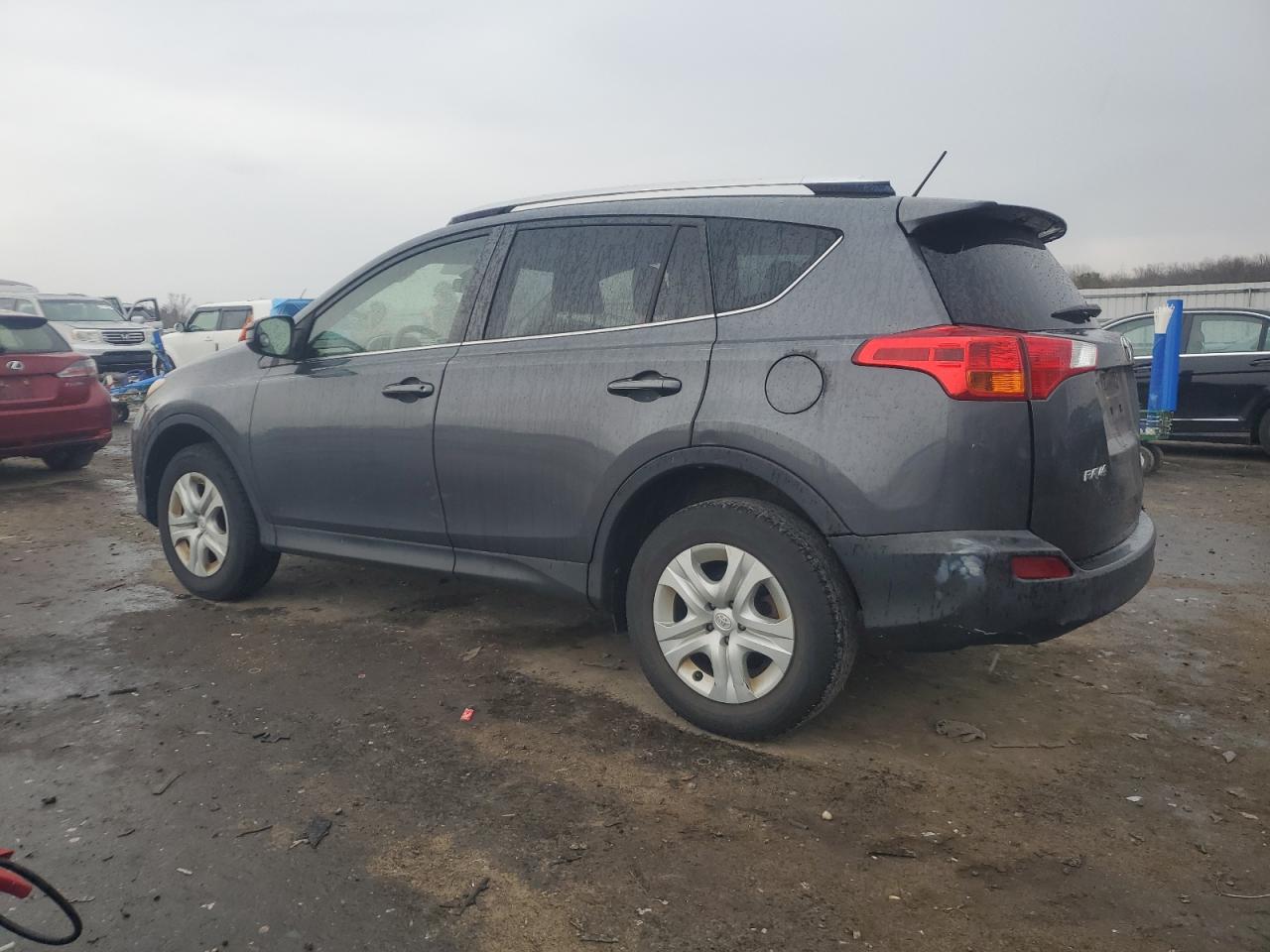 2015 Toyota RAV 4 - Image 2
