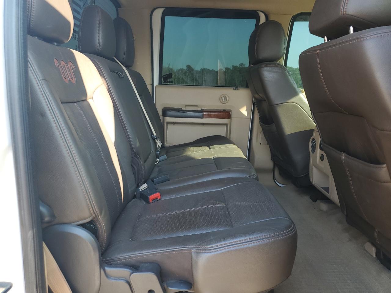 2015 Ford F250 - Image 10