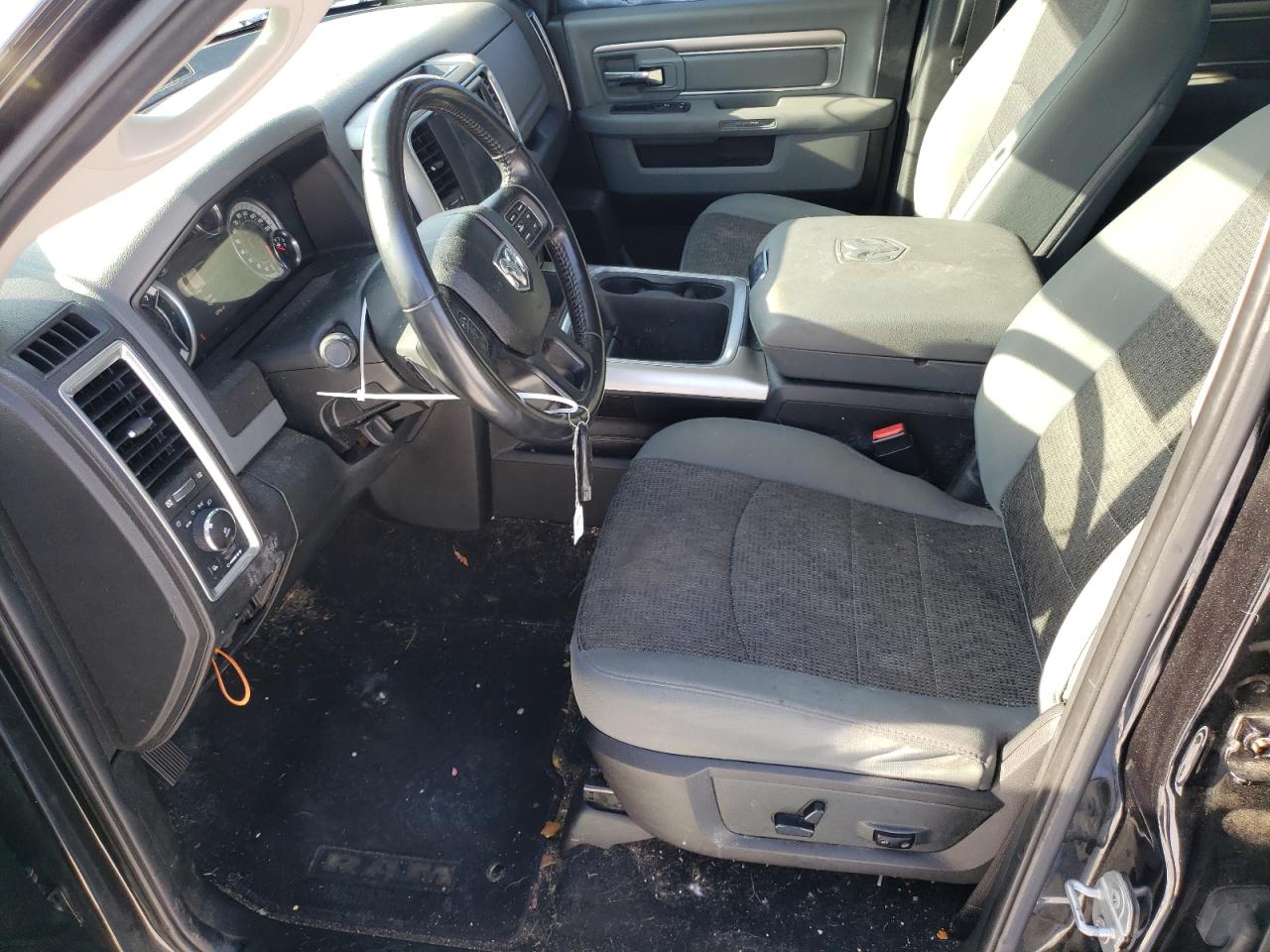 2018 RAM 1500 - Image 7