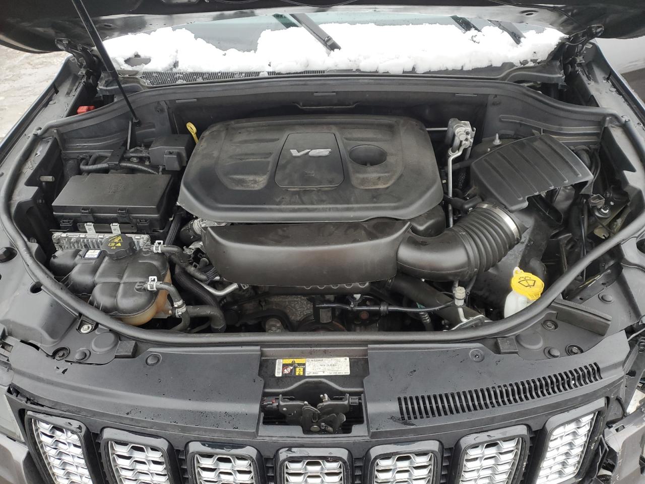 2018 Jeep Grand Cherokee - Image 12