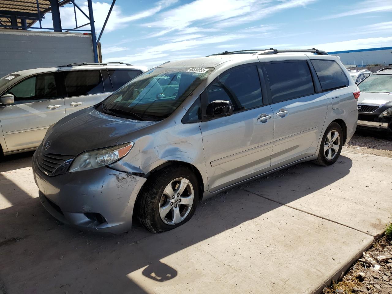 2017 Toyota Sienna - Image 1