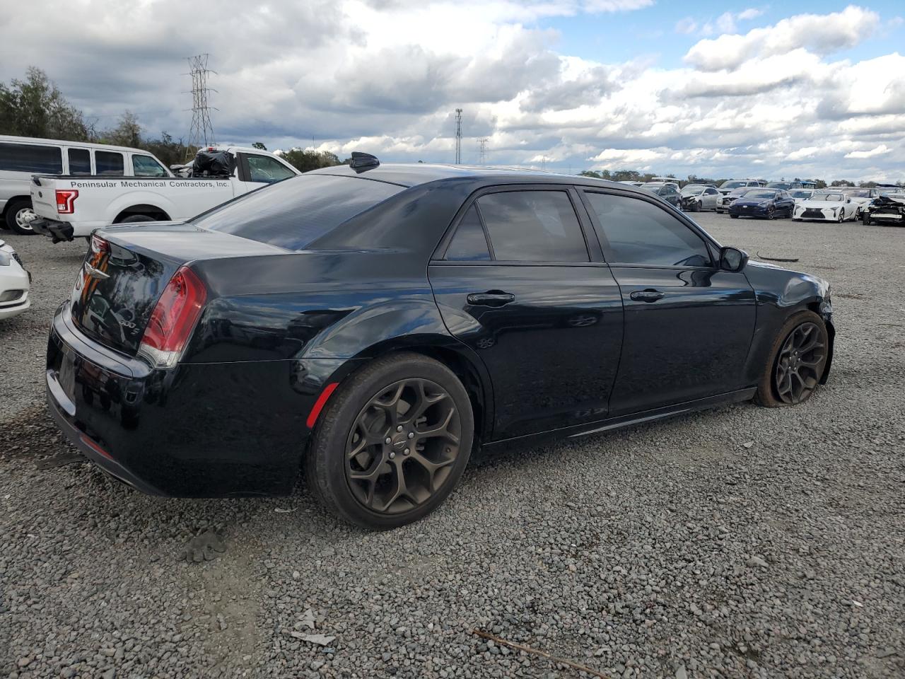 2016 Chrysler 300 - Image 3