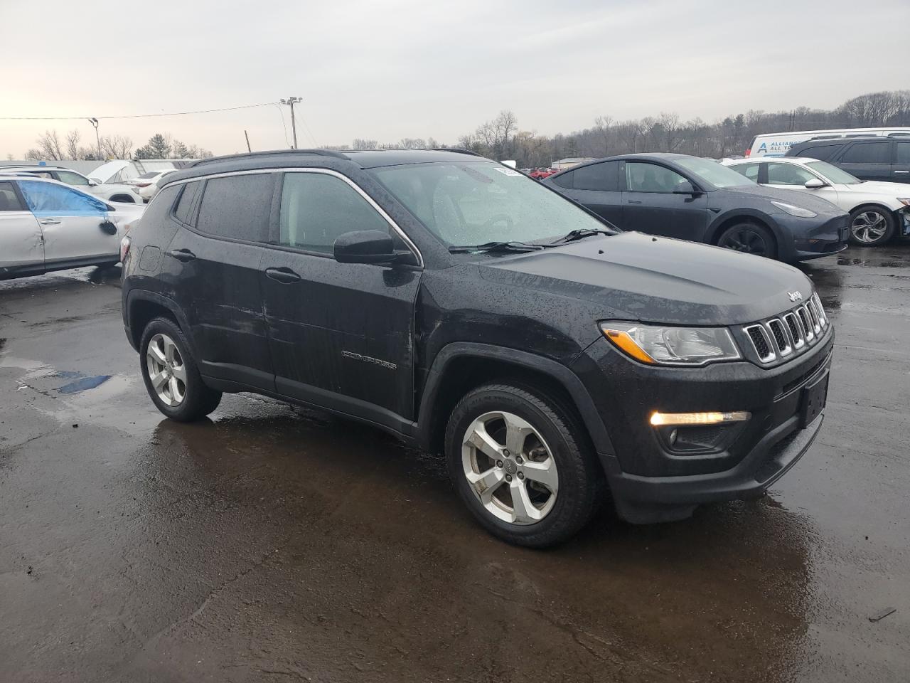 2017 Jeep Compass - Image 4
