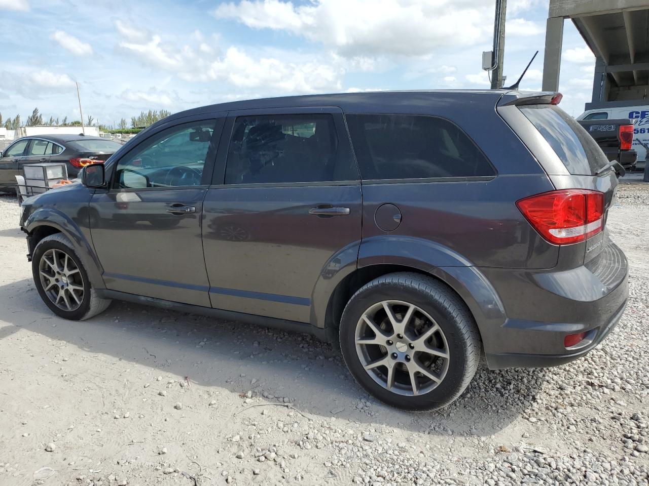 2015 Dodge Journey - Image 2