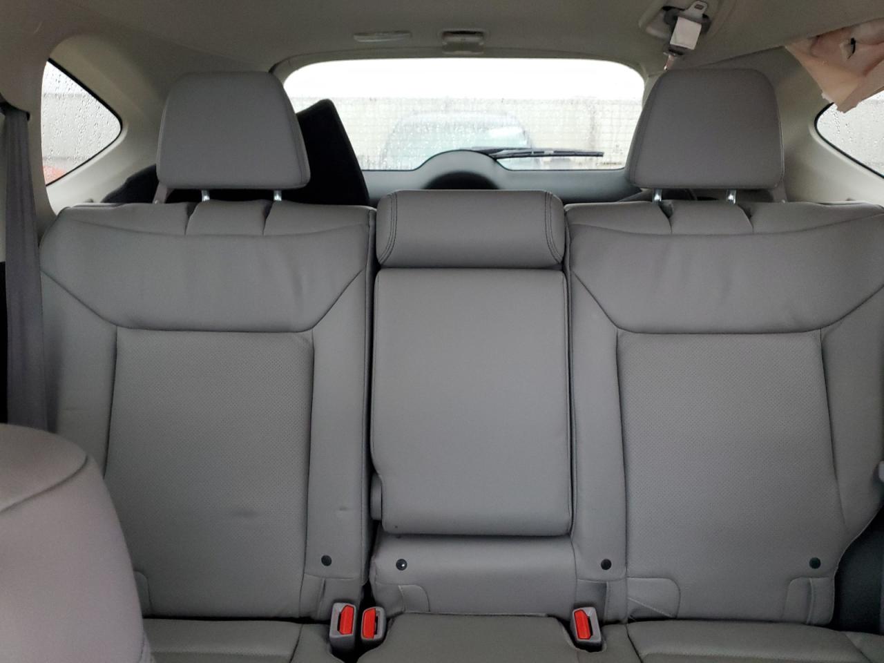 2015 Honda CR-V - Image 10