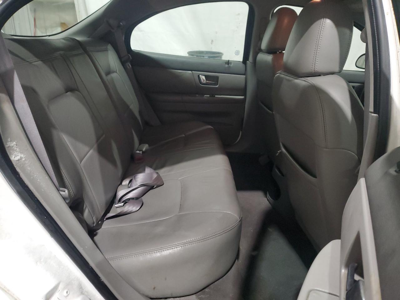 2000 Ford Taurus Se VIN: 1FAFP58U6YA277242 Lot: 43926945