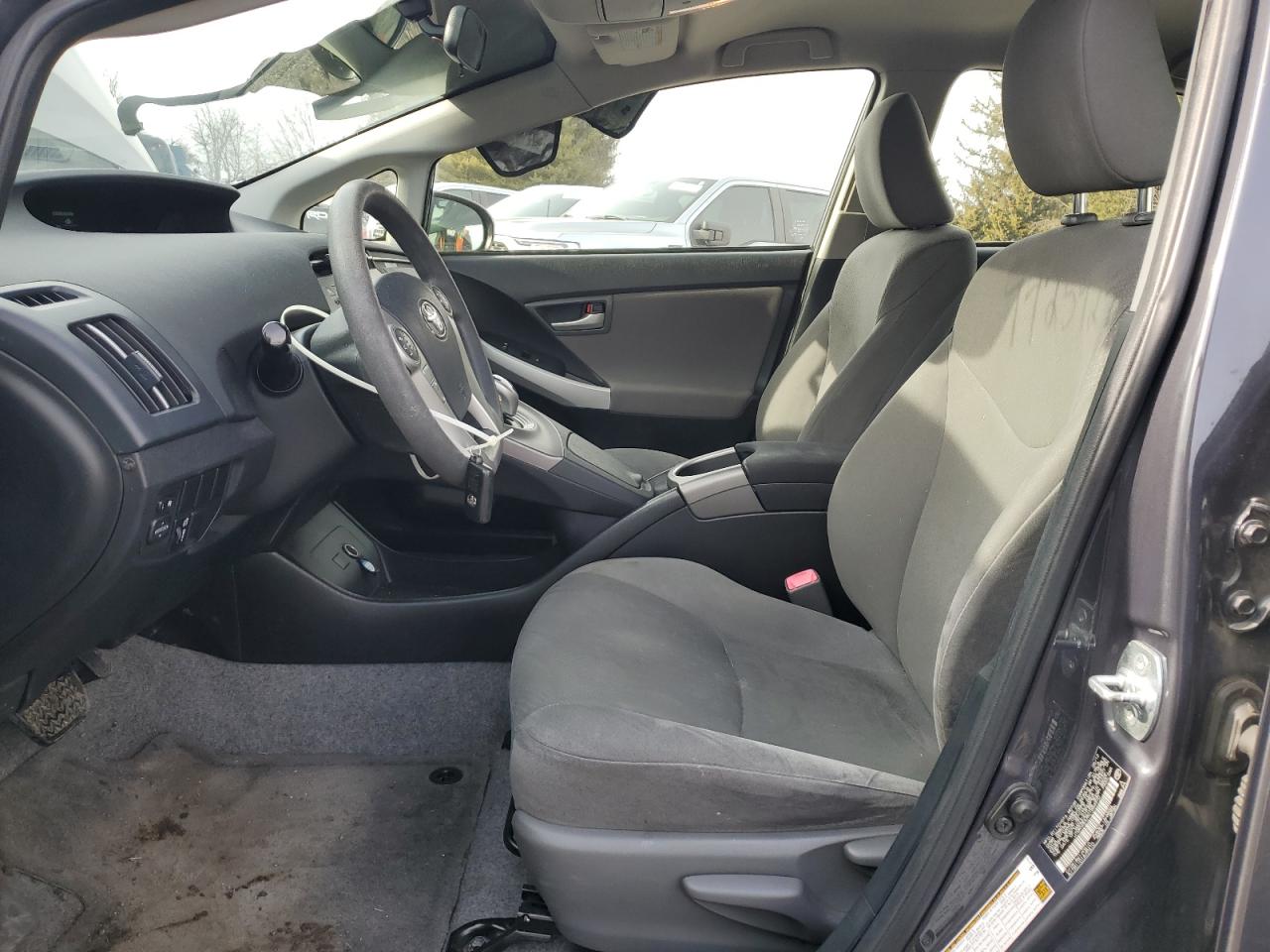 2012 Toyota Prius - Image 7