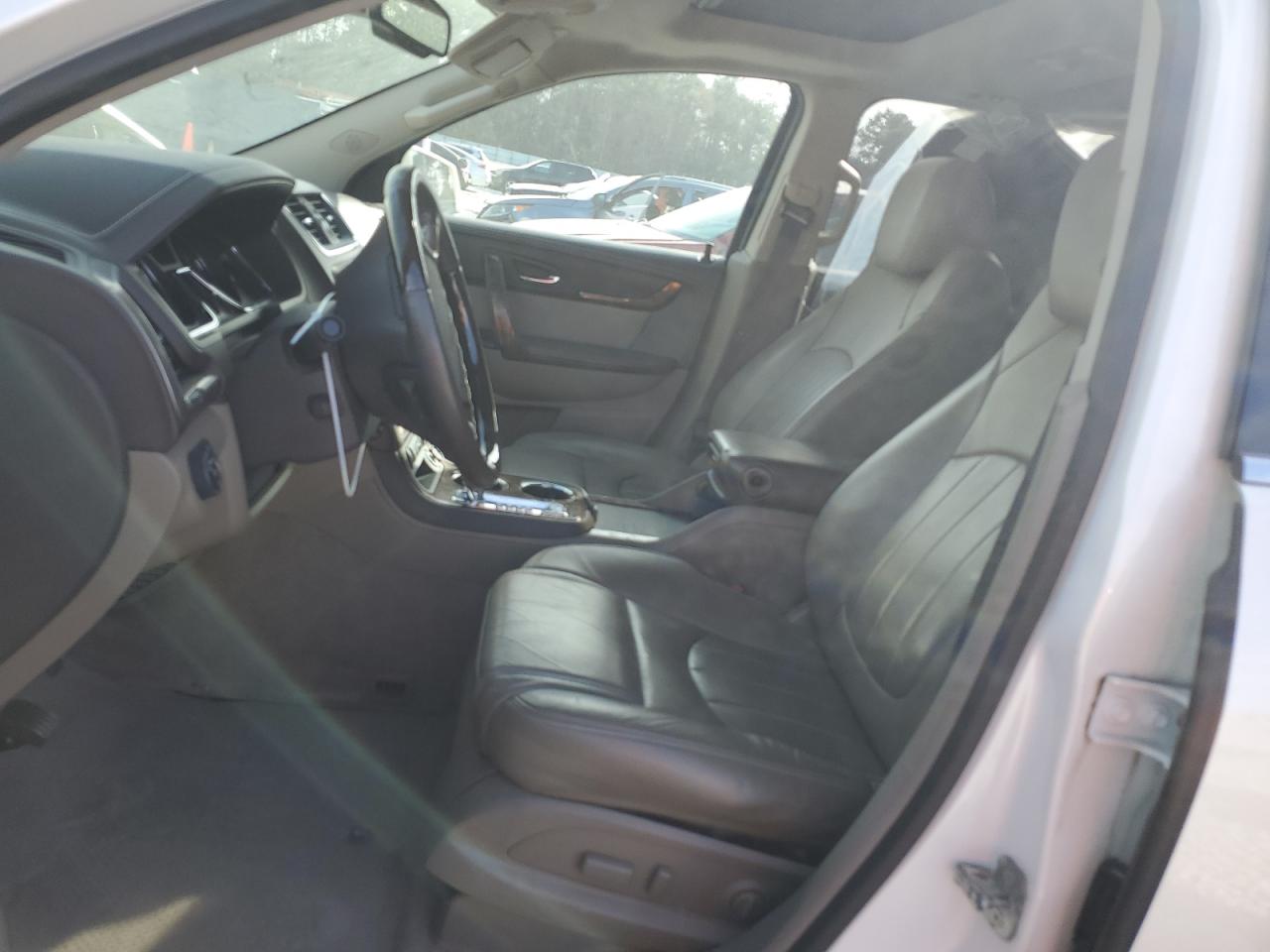 2014 GMC Acadia - Image 7