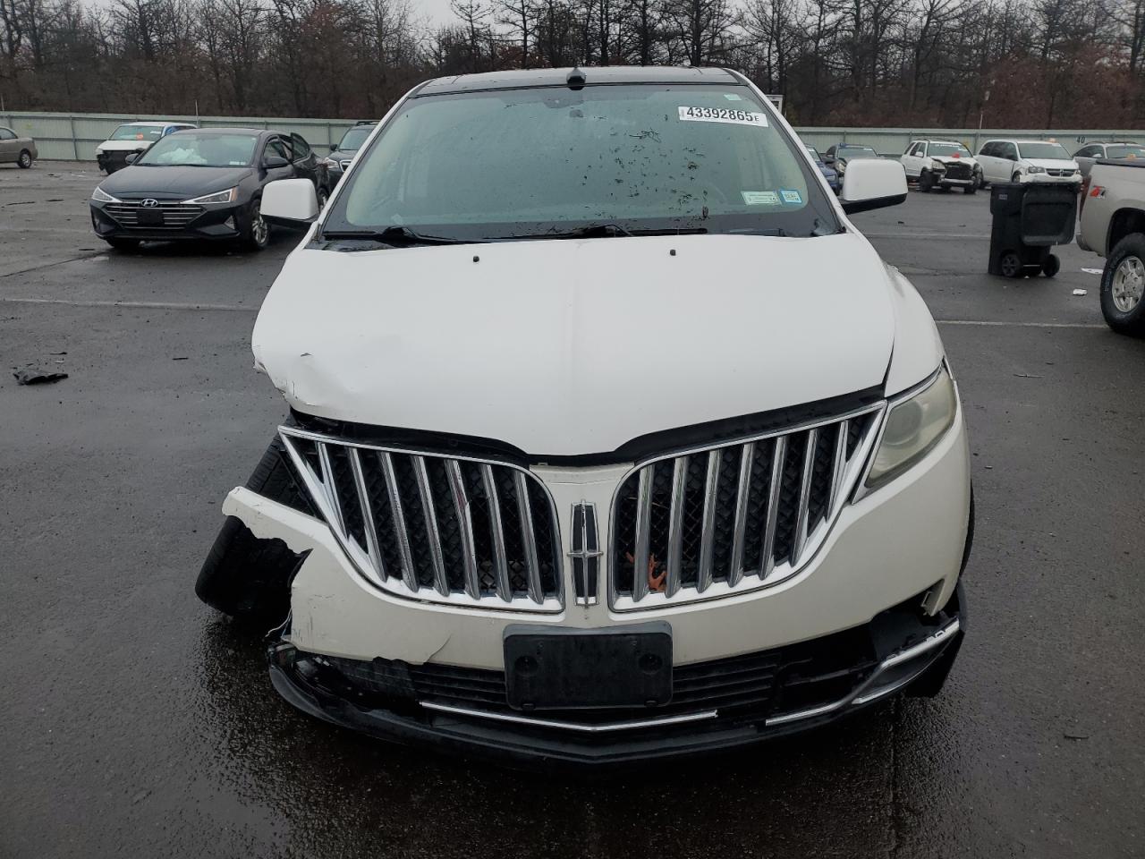 2011 Lincoln MKX - Image 5