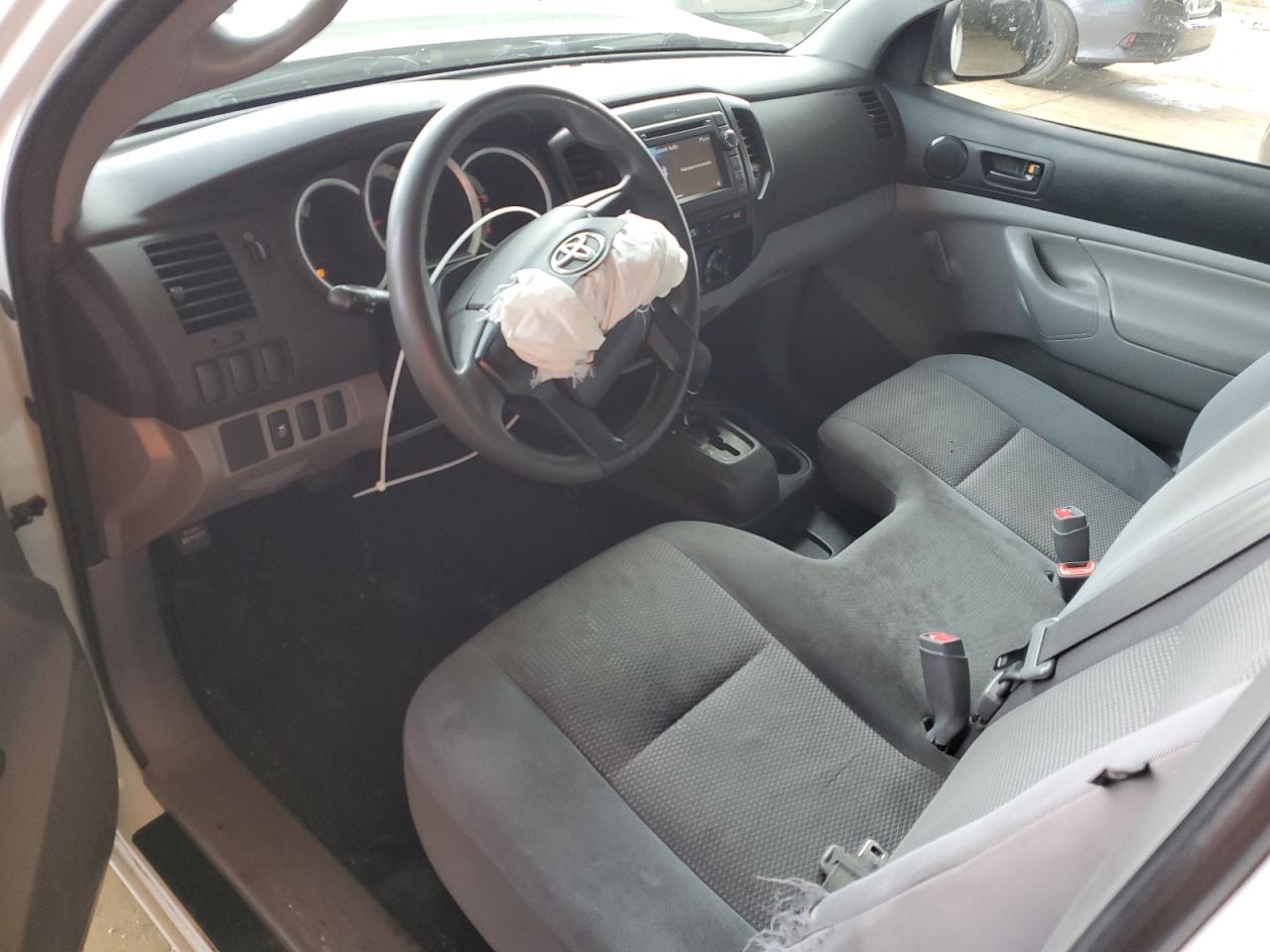 2013 Toyota Tacoma - Image 8