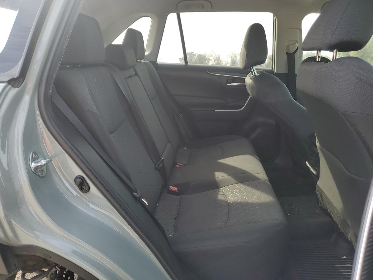 2021 Toyota Rav4 Xle VIN: 2T3P1RFV2MW162541 Lot: 47135655