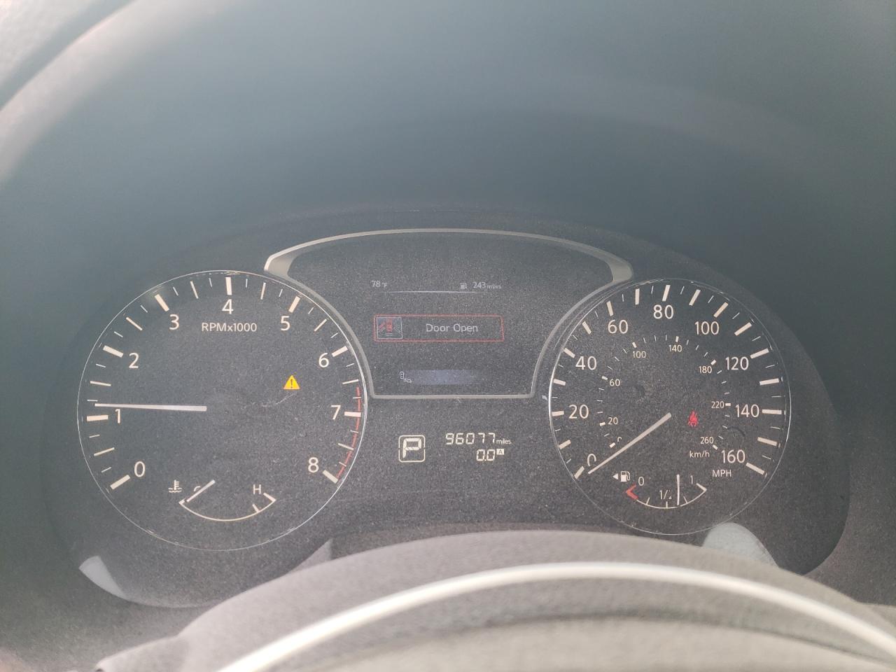 2015 Nissan Altima - Image 9