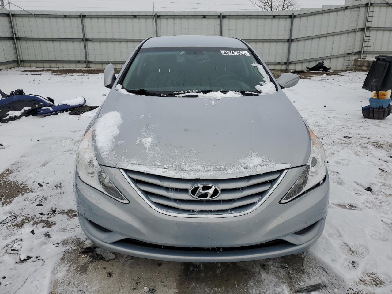 2013 Hyundai Sonata - Image 5