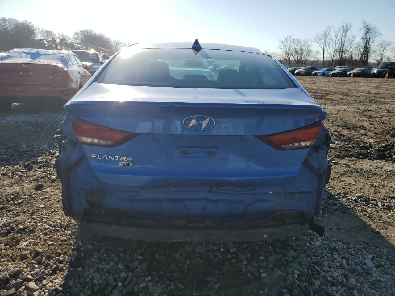 2017 Hyundai Elantra - Image 6