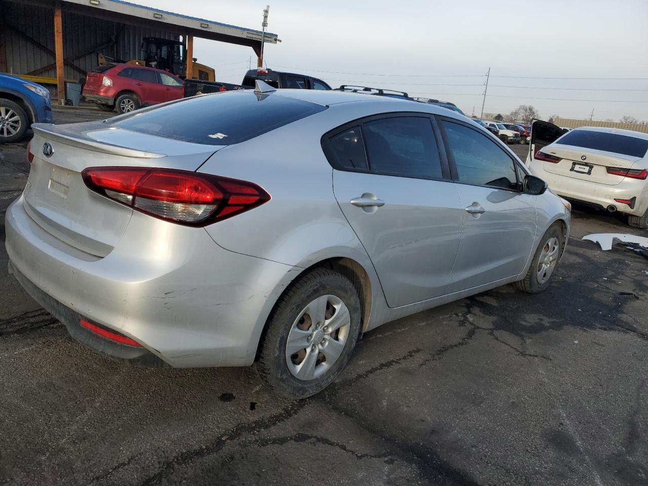 2017 Kia Forte - Image 3