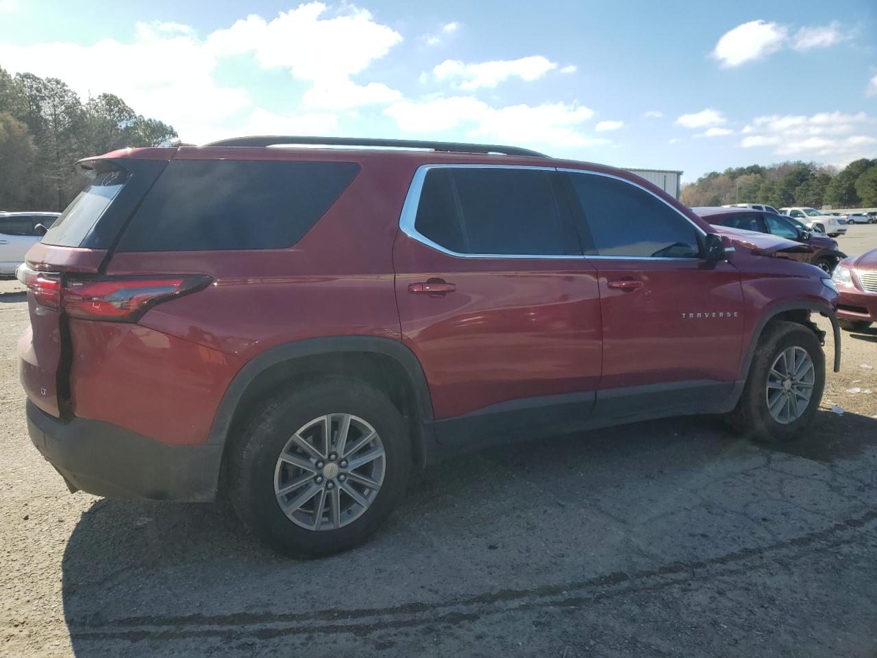 2022 Chevrolet Traverse - Image 3