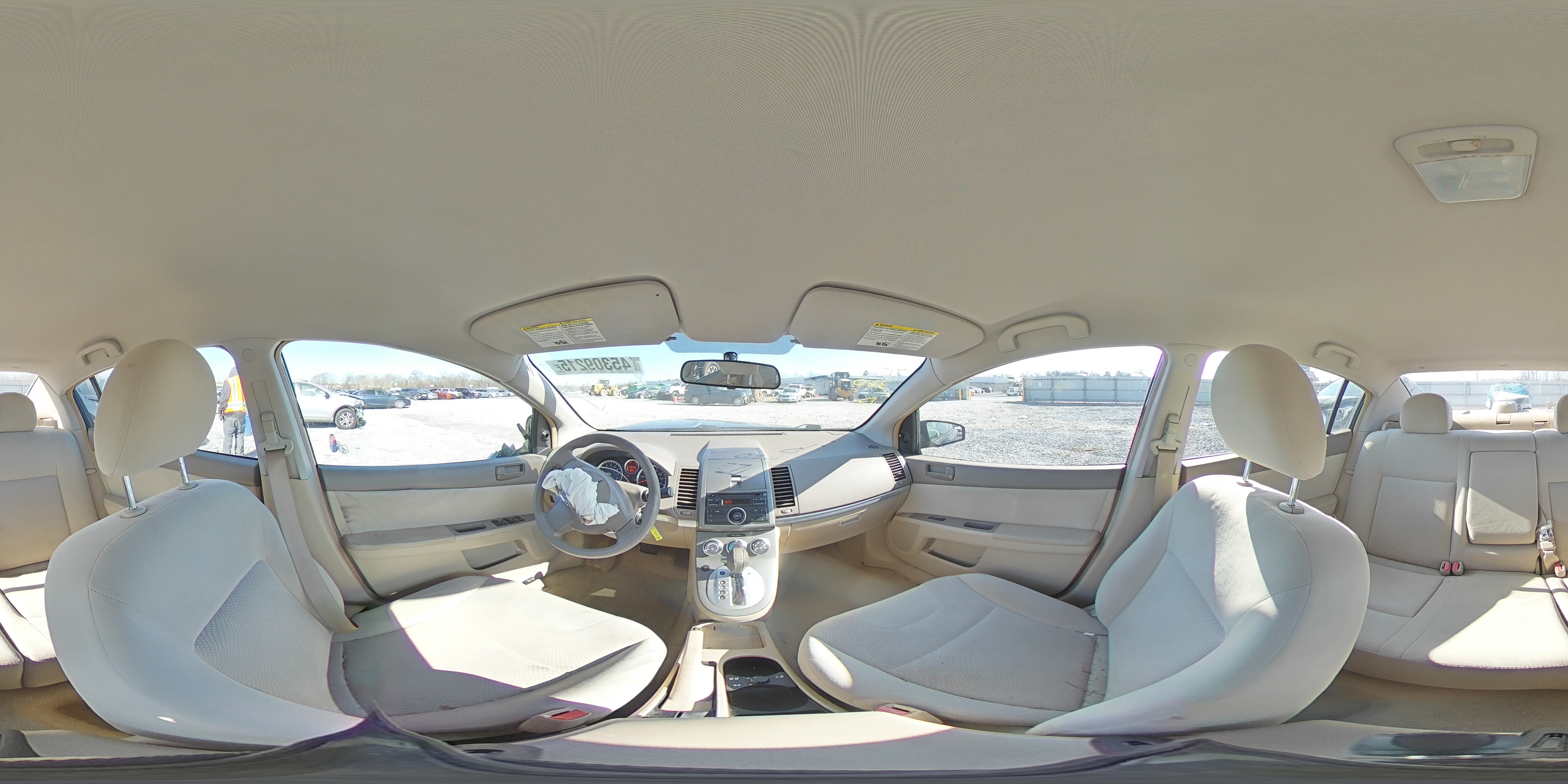 2010 Nissan Sentra - Image 13