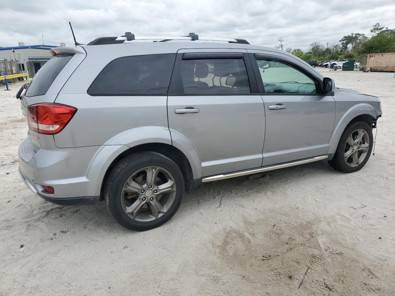 2016 Dodge Journey - Image 3