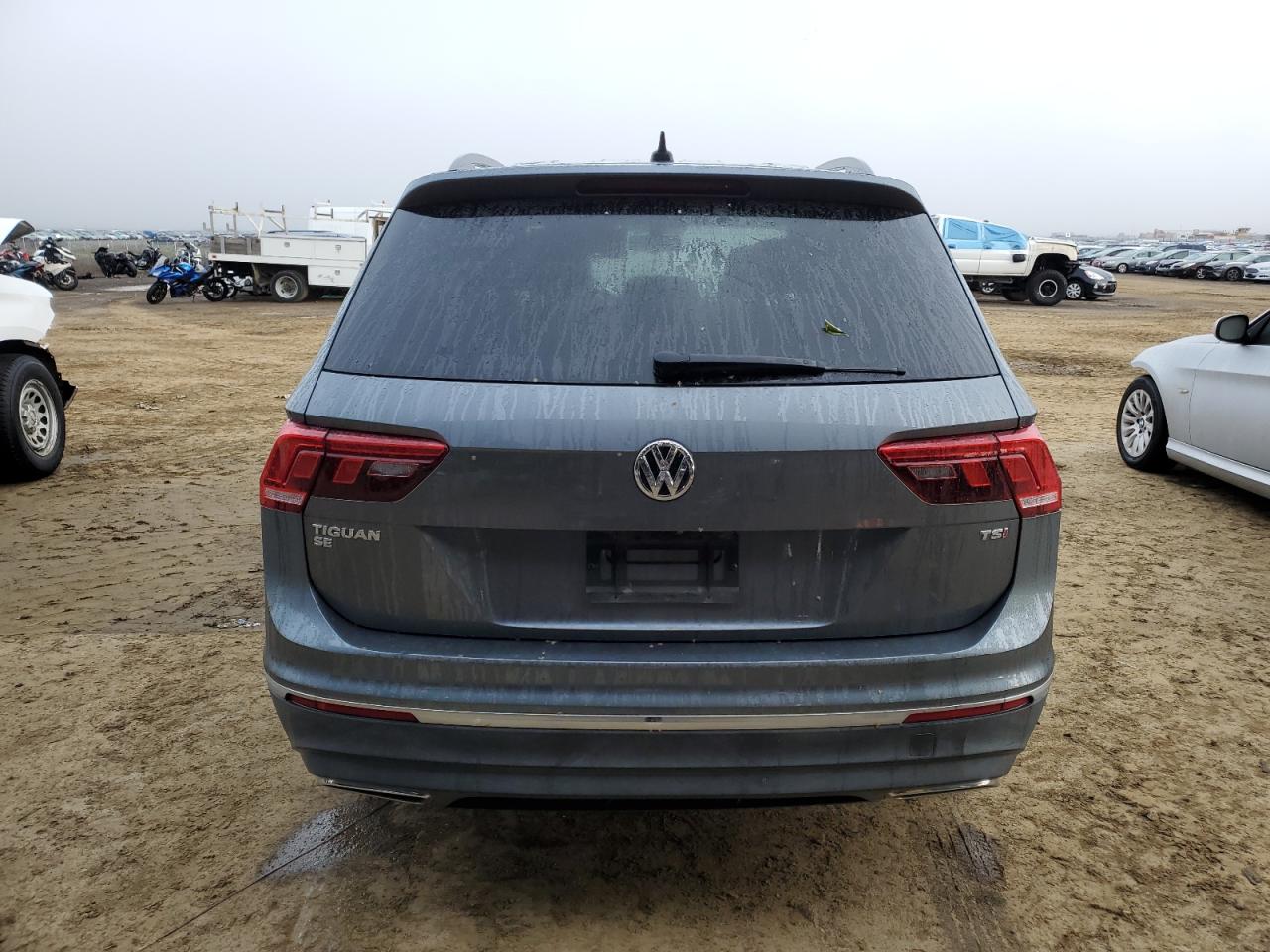 2018 Volkswagen Tiguan - Image 6