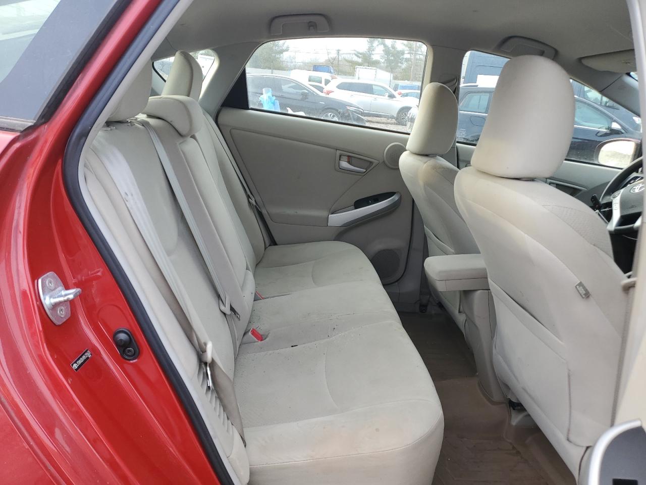 2011 Toyota Prius - Image 10
