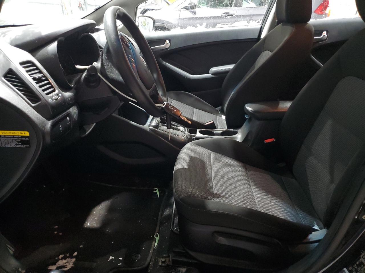 2018 Kia Forte - Image 7