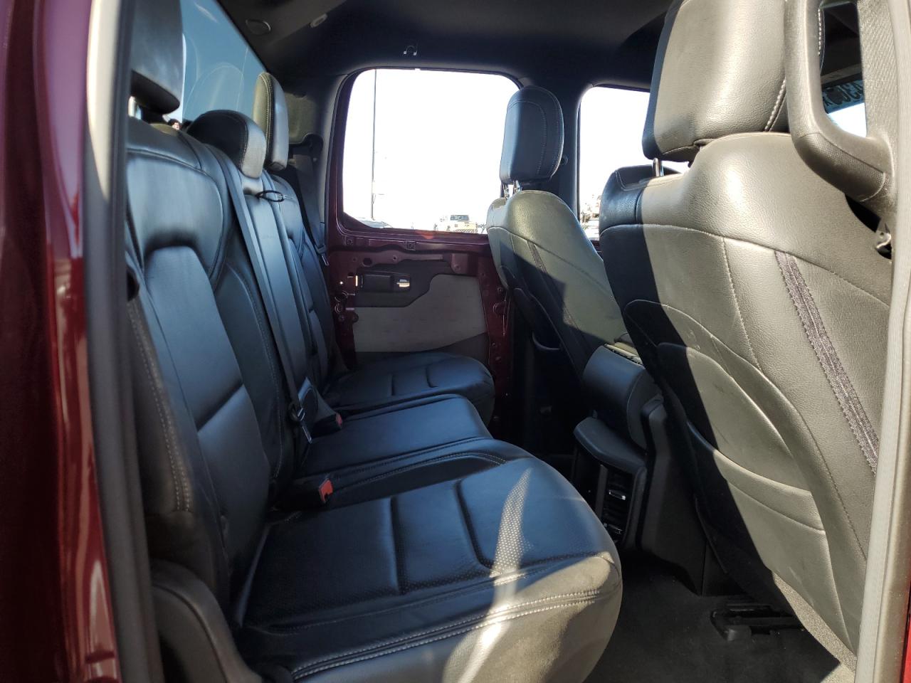 2021 RAM 1500 - Image 10