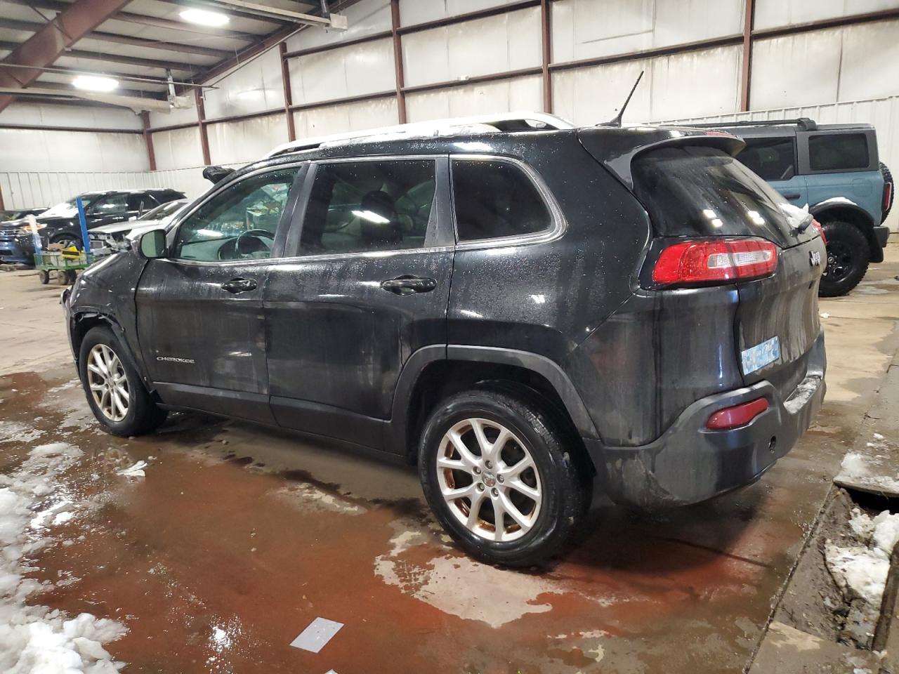 2014 Jeep Grand Cherokee - Image 2