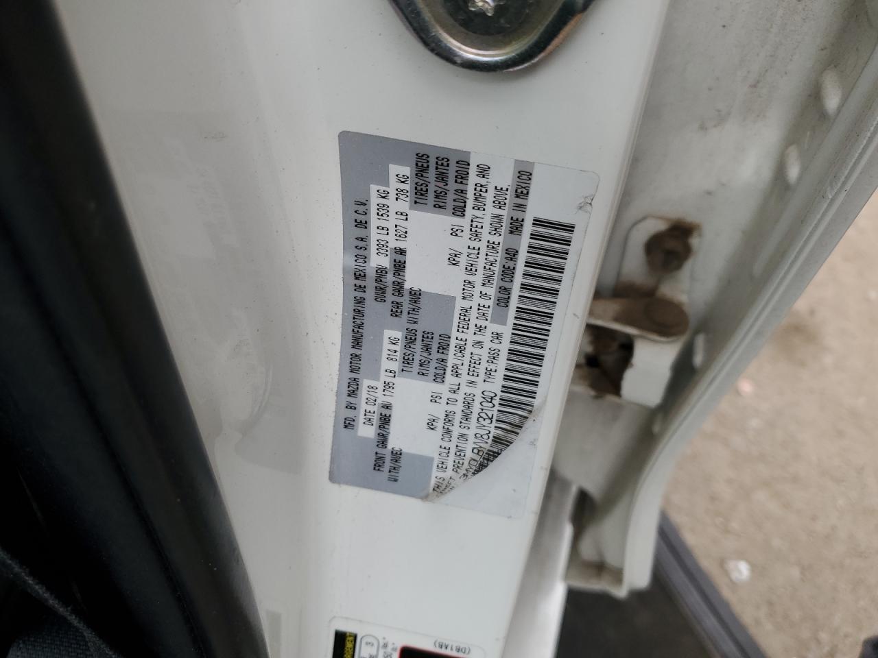 2018 Toyota Yaris - Image 14