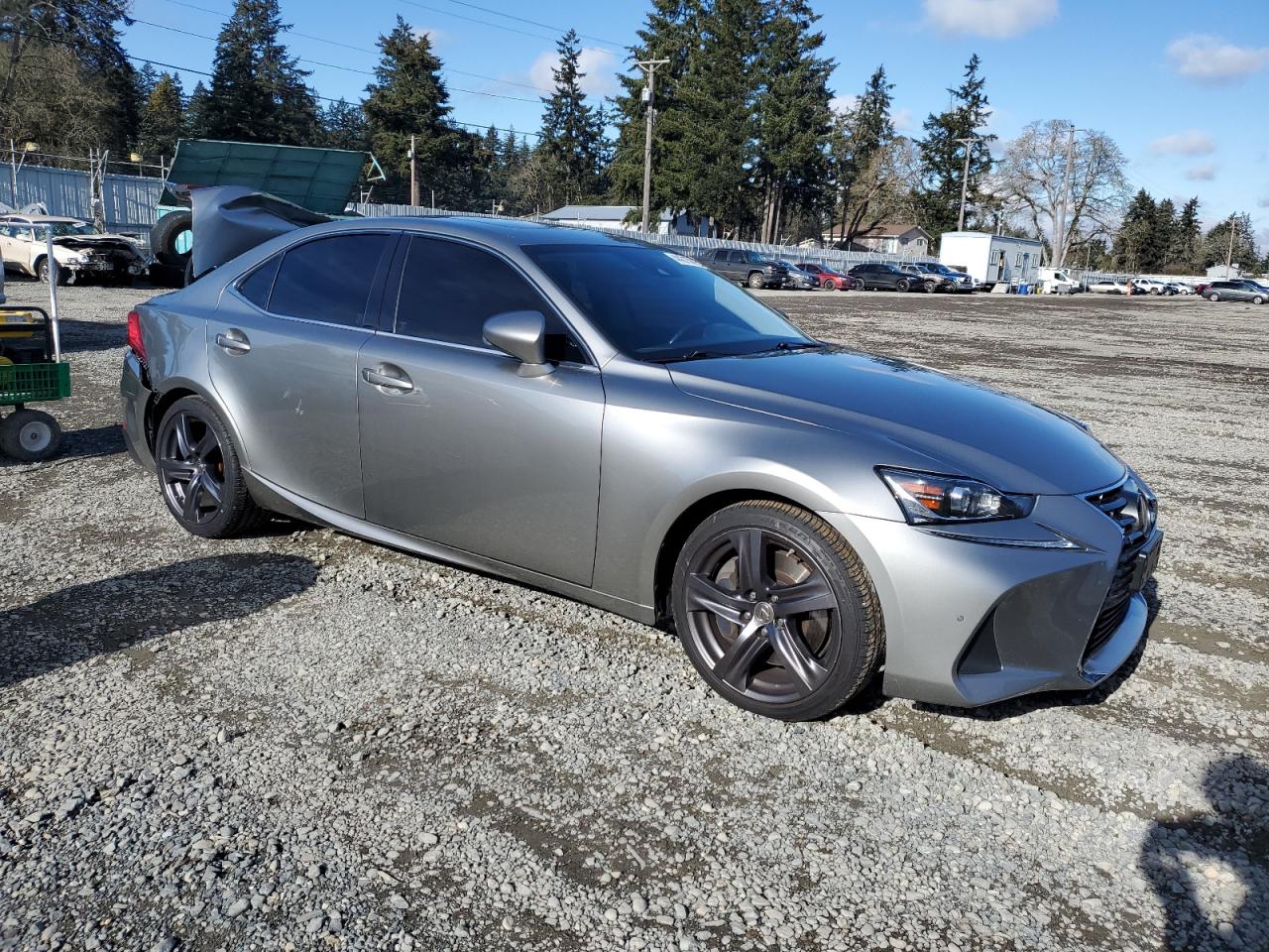 2017 Lexus IS - Image 4