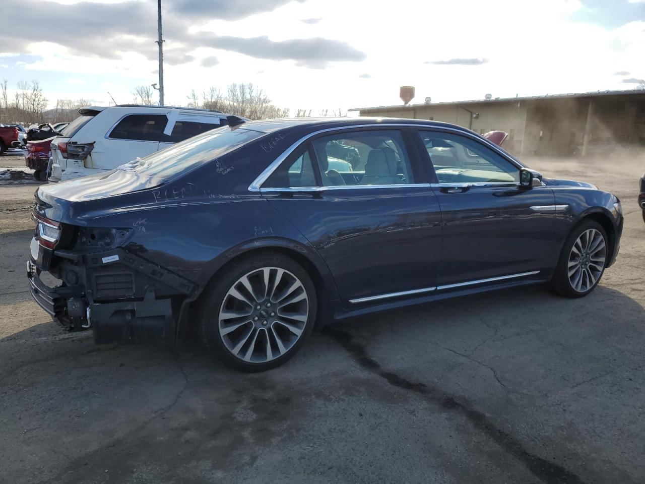 2019 Lincoln Continental - Image 3