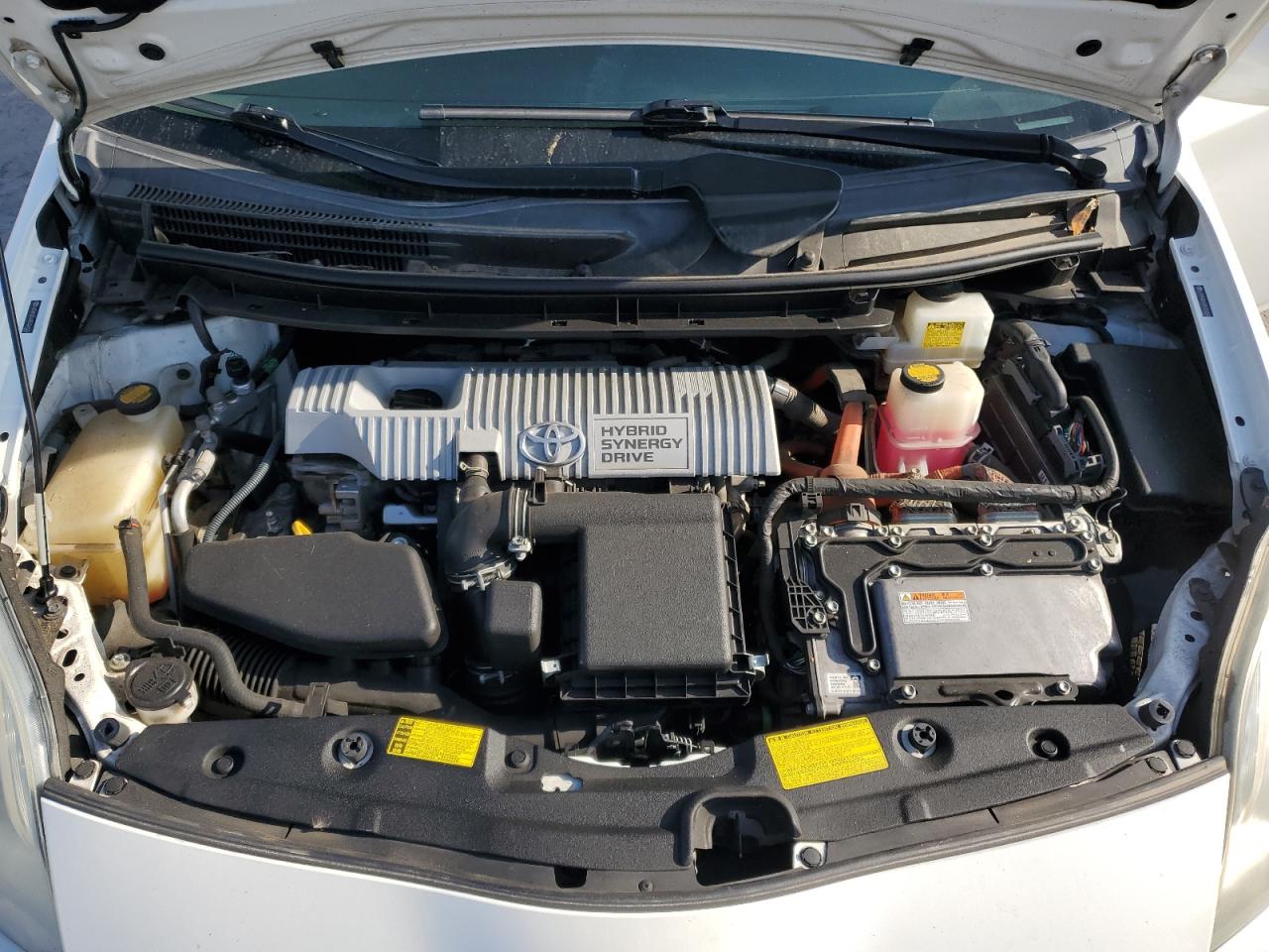 2011 Toyota Prius - Image 12