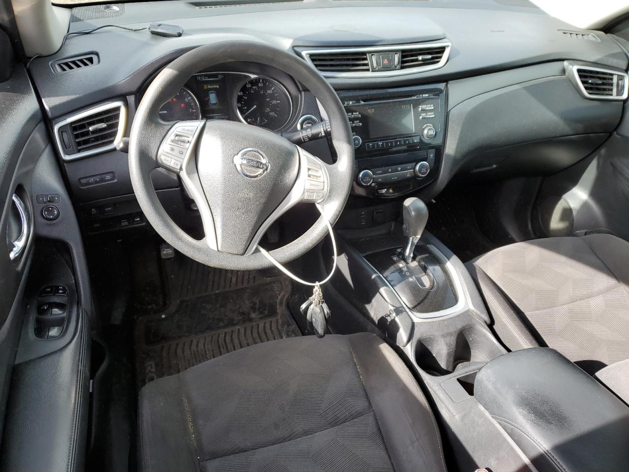 2016 Nissan Rogue - Image 8