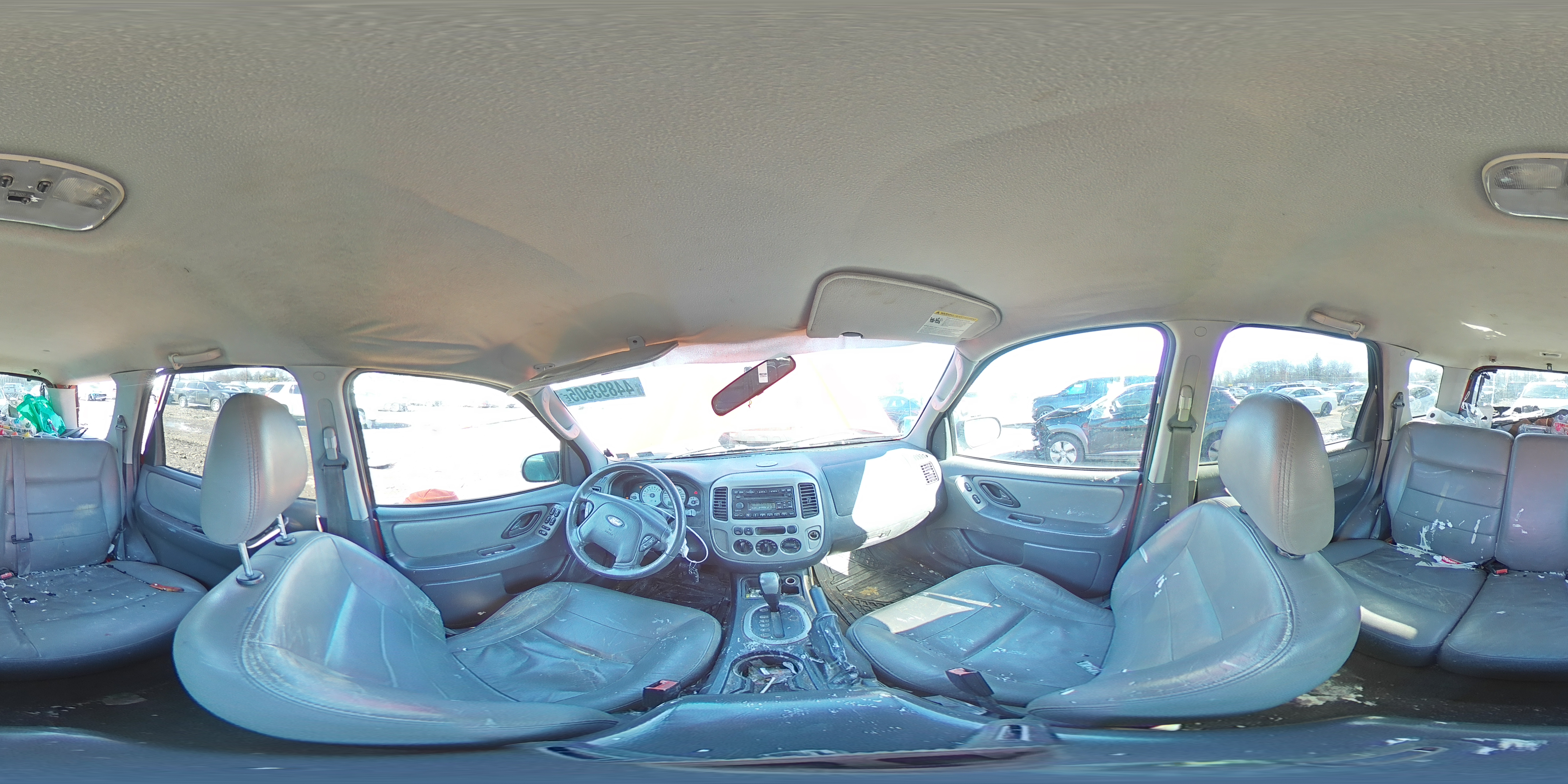 2007 Ford Escape - Image 14