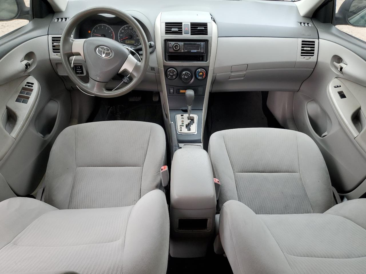 2010 Toyota Corolla - Image 8