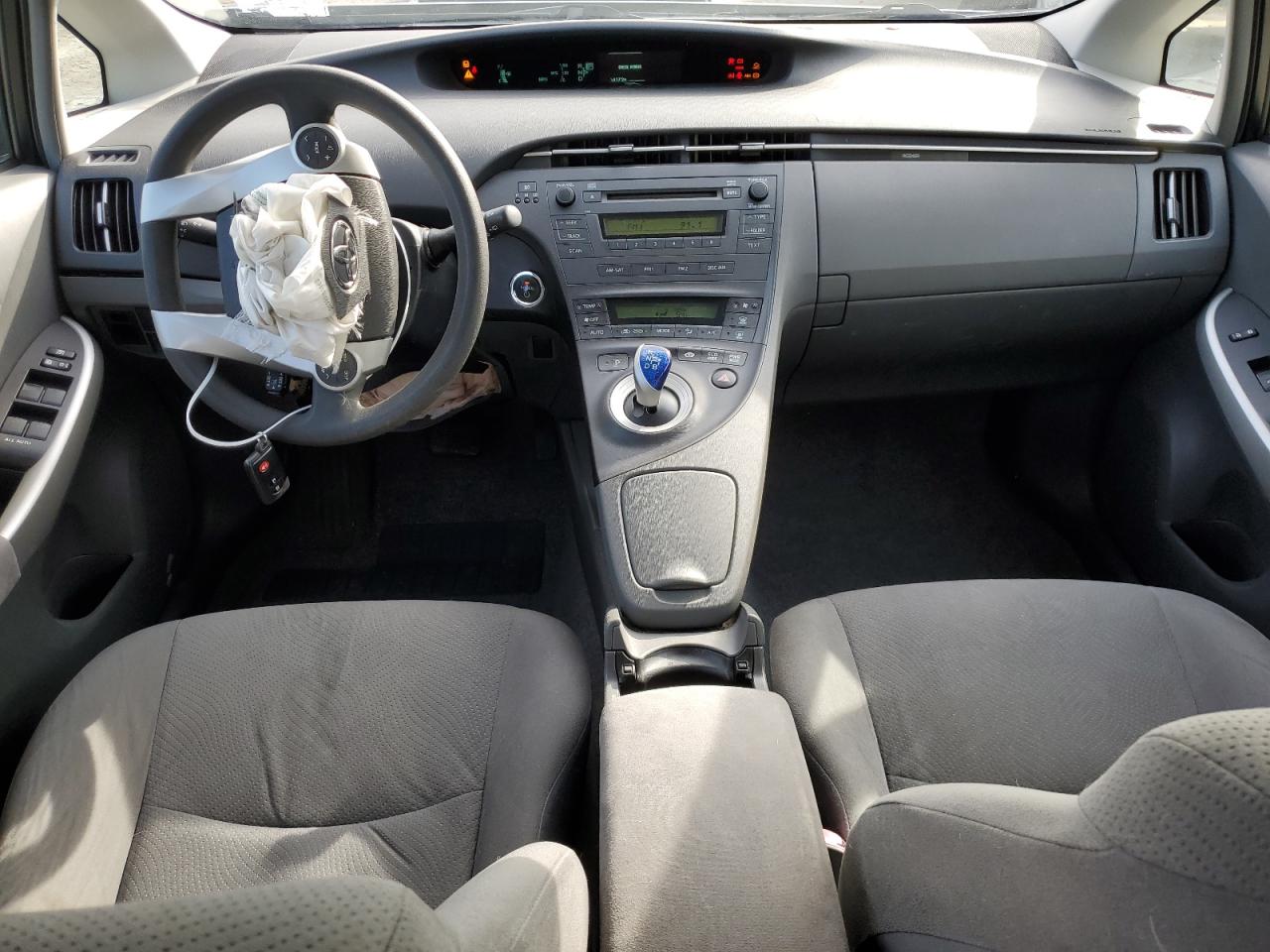 2010 Toyota Prius - Image 8