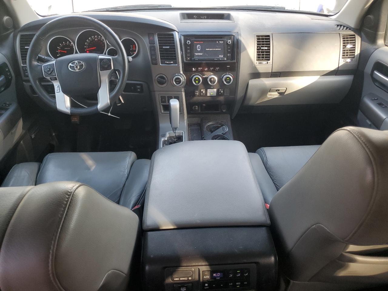 2017 Toyota Sequoia - Image 8