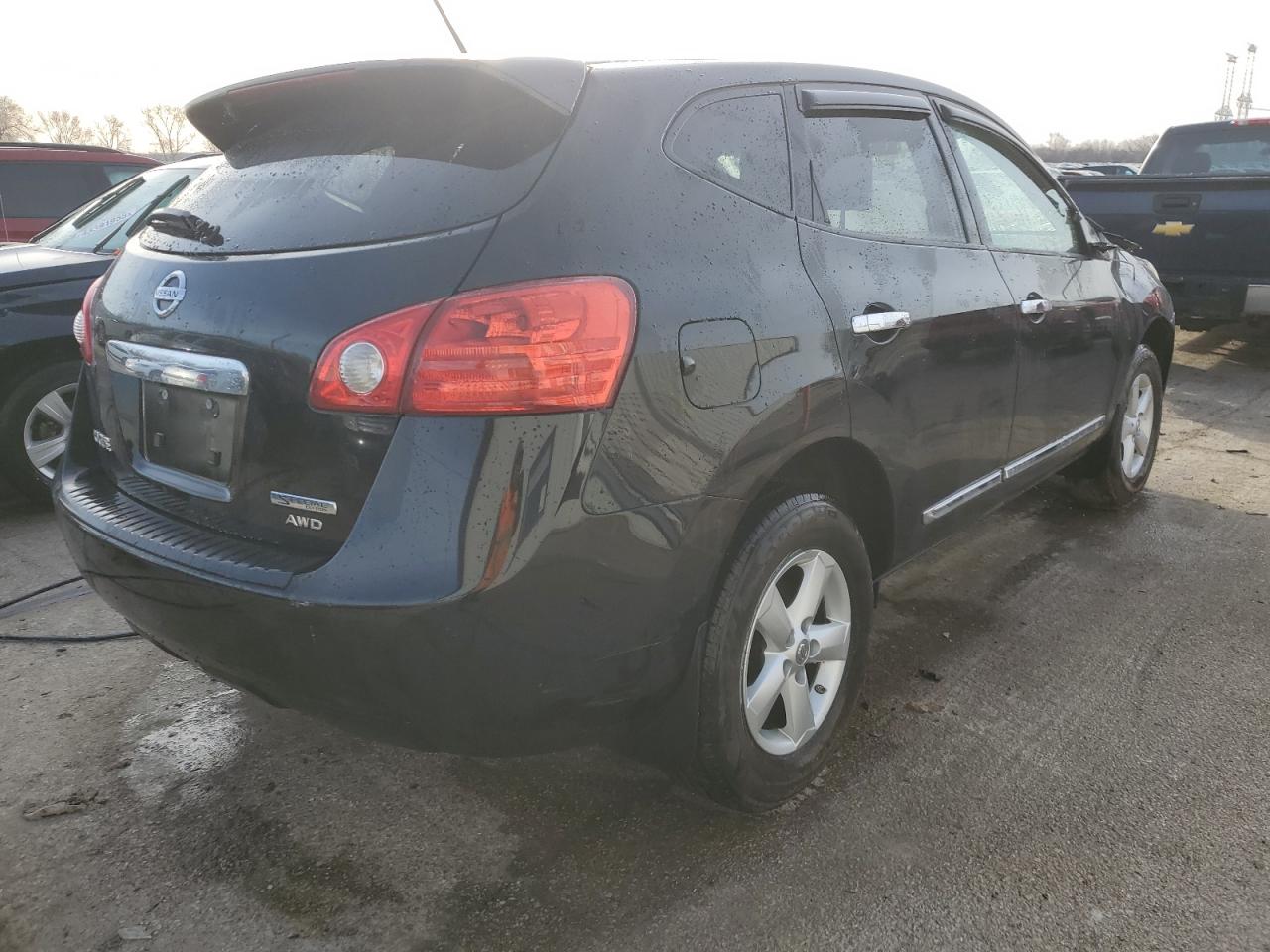 2012 Nissan Rogue - Image 3