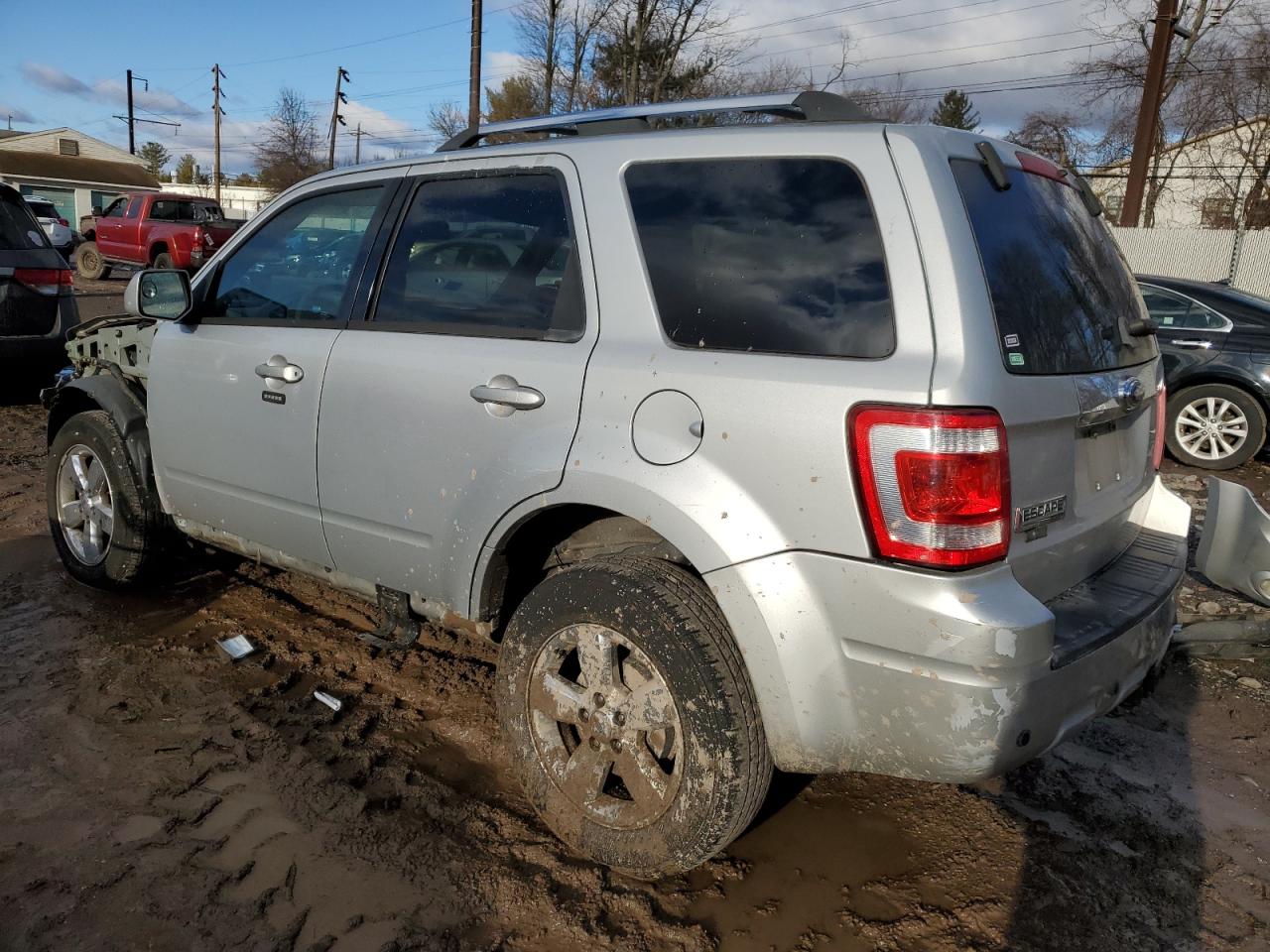 2009 Ford Escape - Image 2